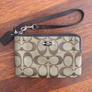 Coach coin & card wristlet